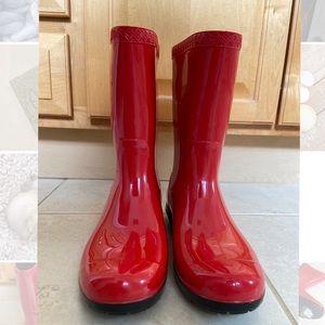 UGG rain boots